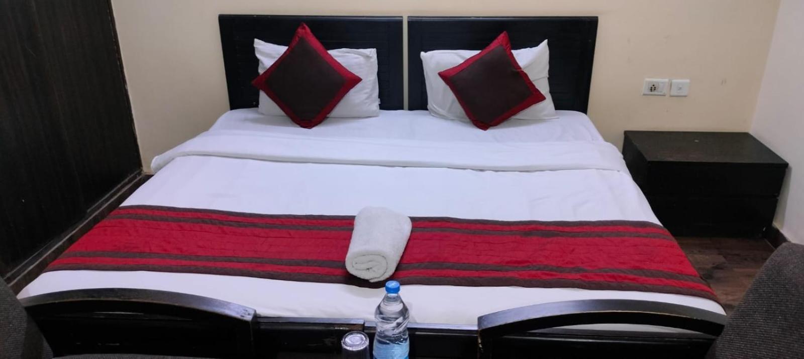 Hotel Marigold New Delhi Ngoại thất bức ảnh