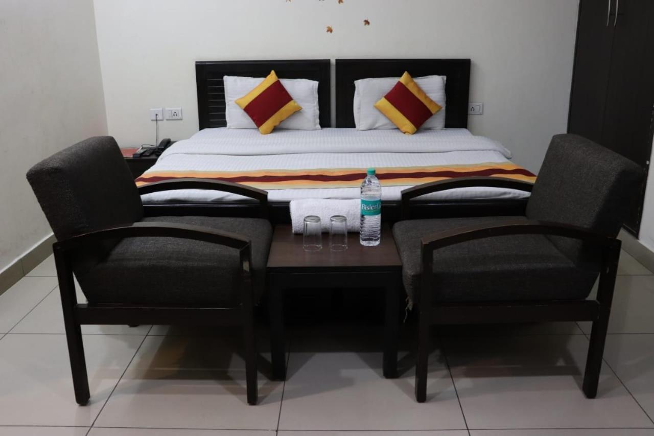 Hotel Marigold New Delhi Ngoại thất bức ảnh
