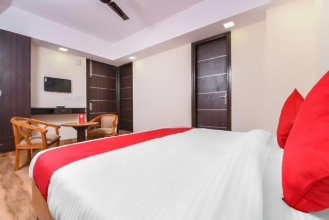 Hotel Marigold New Delhi Ngoại thất bức ảnh