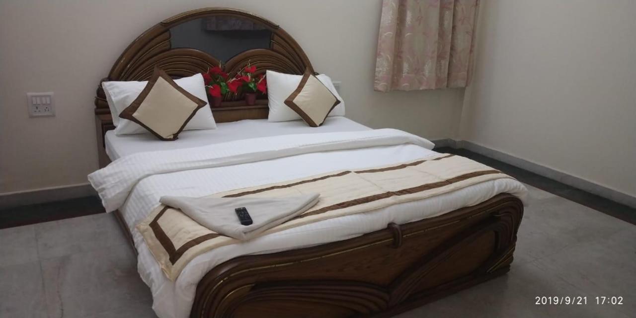 Hotel Marigold New Delhi Ngoại thất bức ảnh