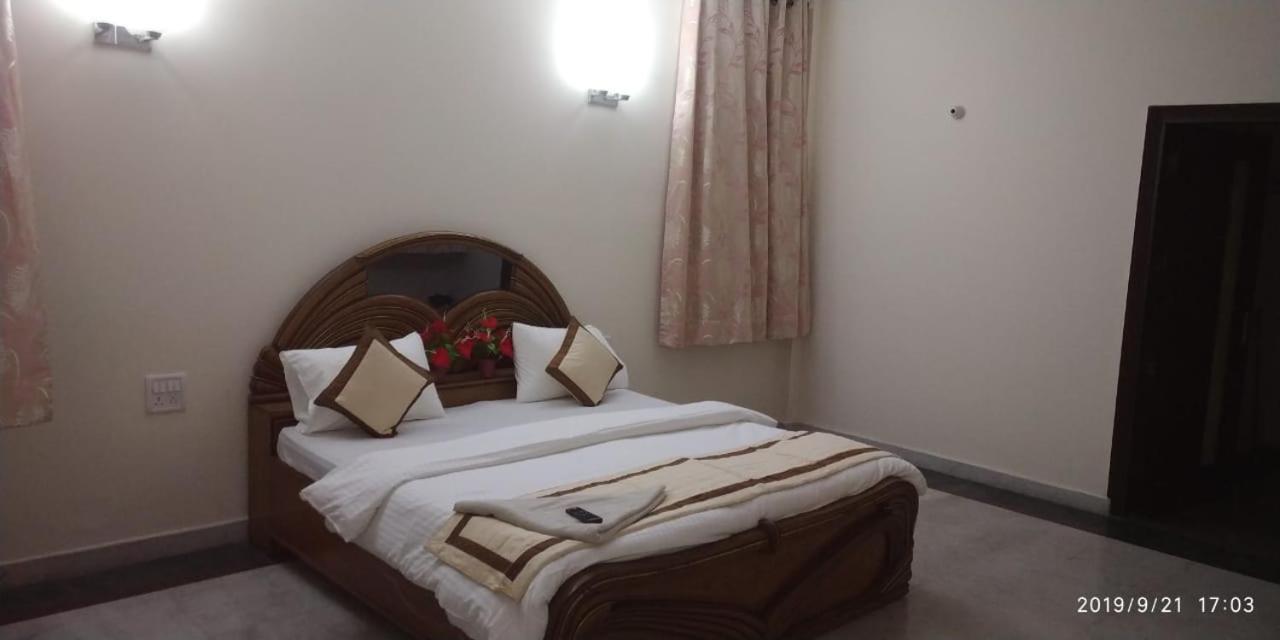 Hotel Marigold New Delhi Ngoại thất bức ảnh